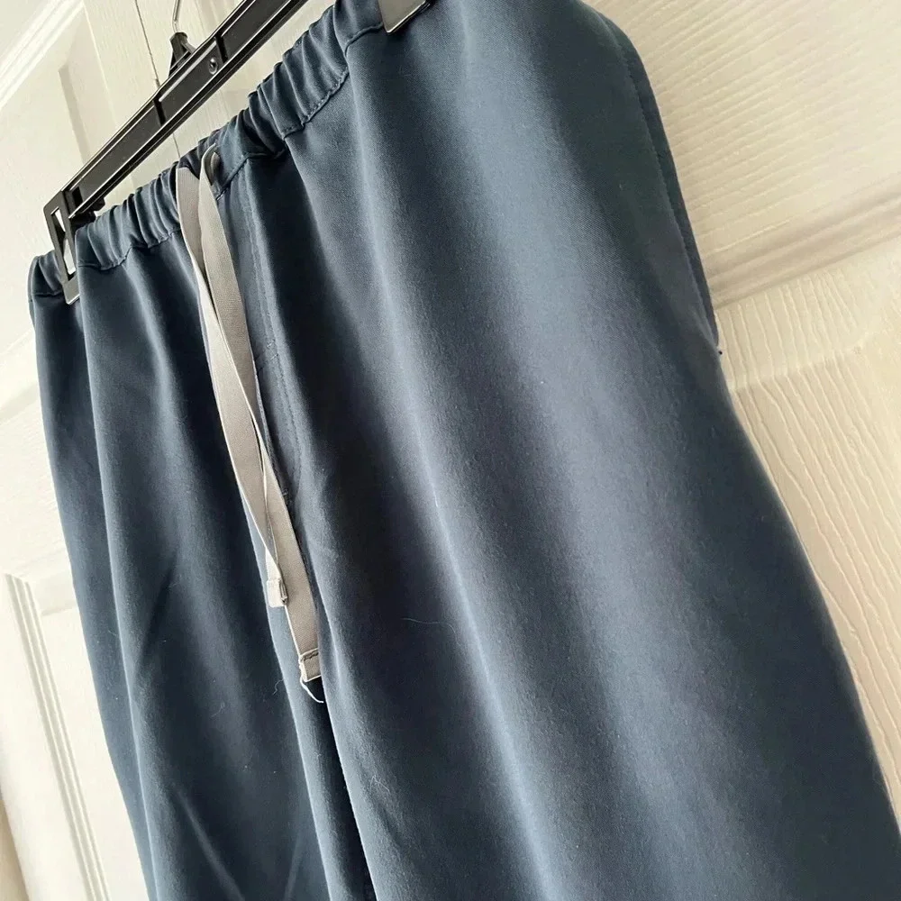 Figs Technical Collection Mens medium Scrub Pants Blue/Grey Straight Leg